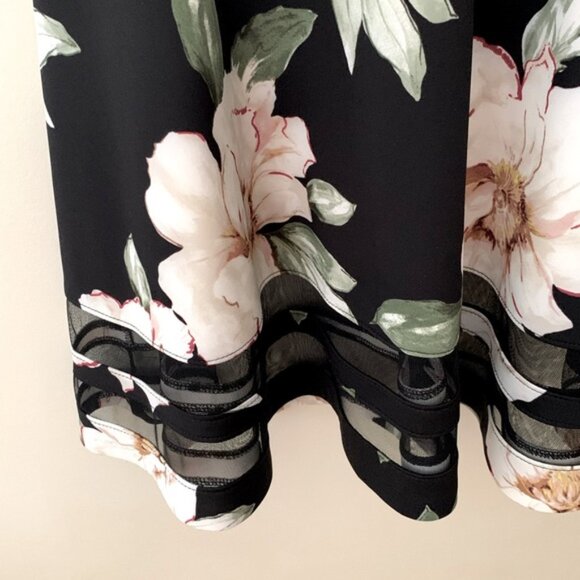 Design Lab dress black with floral and mesh detail - Picture 4 of 4